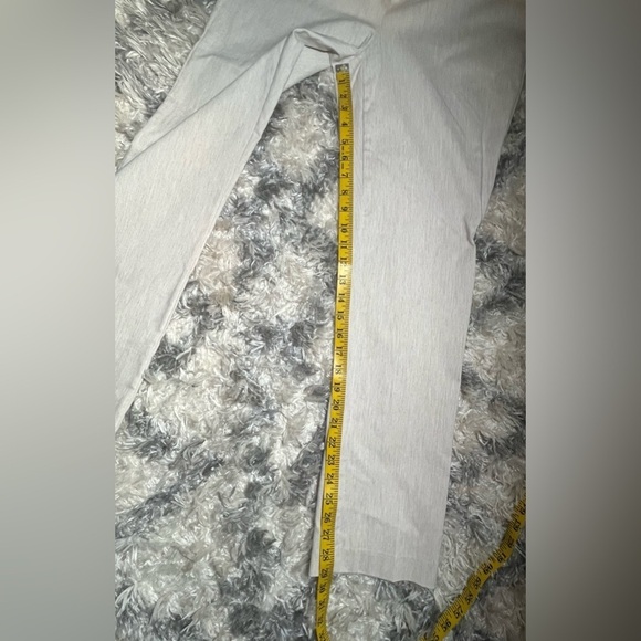 NWT Dana Buchman slimming Classic straight trouser pants Classic Tan Pants Small - Picture 9 of 9